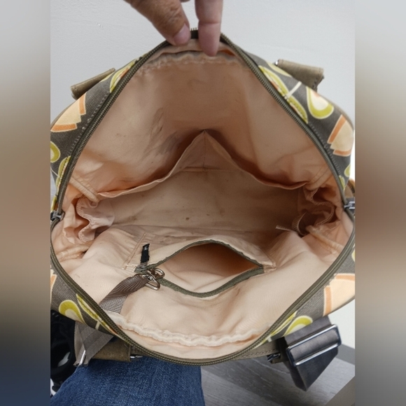 Petunia Pickle Bottom Boxy Convertible Diaper Bag - Picture 3 of 6